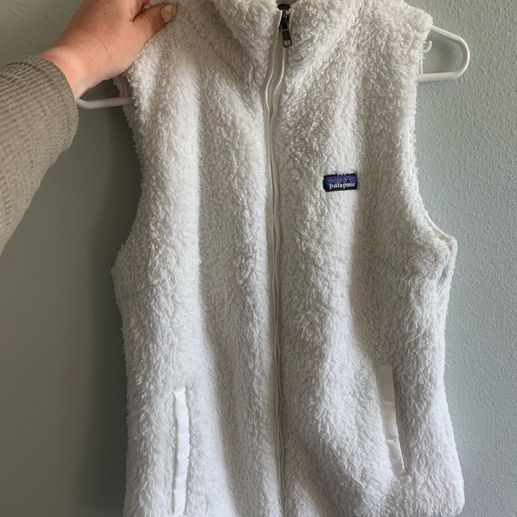 Patagonia Jackets & Blazers - Size medium Patagonia vest